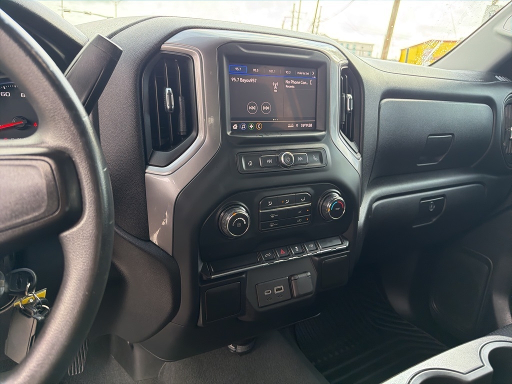 Chevrolet Silverado 1500 Custom Crew Cab Short Box 2WD 2021