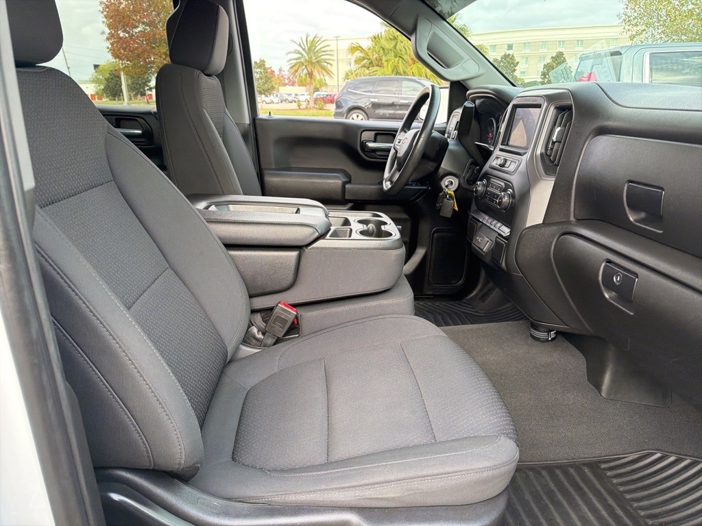 Chevrolet Silverado 1500 Custom Crew Cab Short Box 2WD 2021