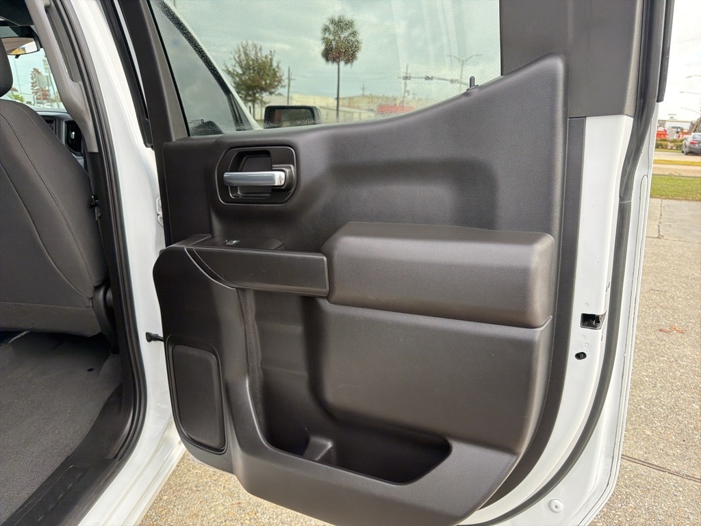 Chevrolet Silverado 1500 Custom Crew Cab Short Box 2WD 2021