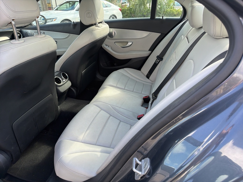 Mercedes-Benz C-Class C300 Sedan 2015