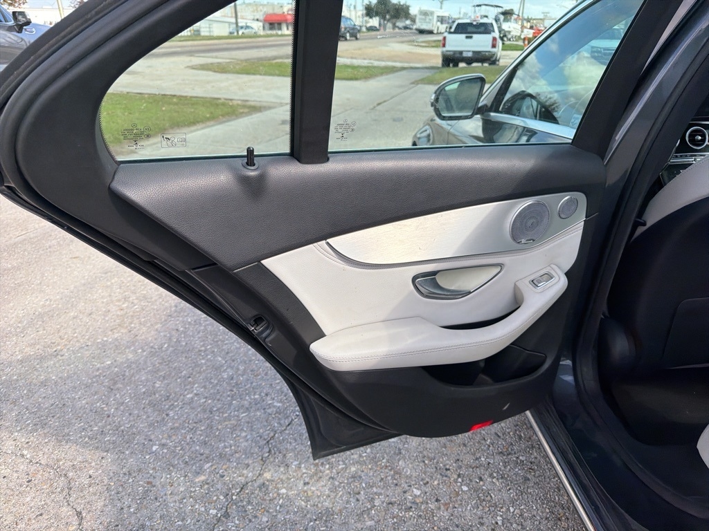 Mercedes-Benz C-Class C300 Sedan 2015