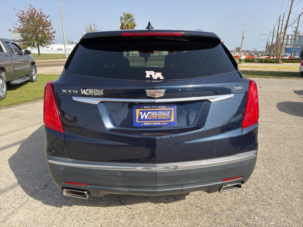 Cadillac XT5 Base 2017