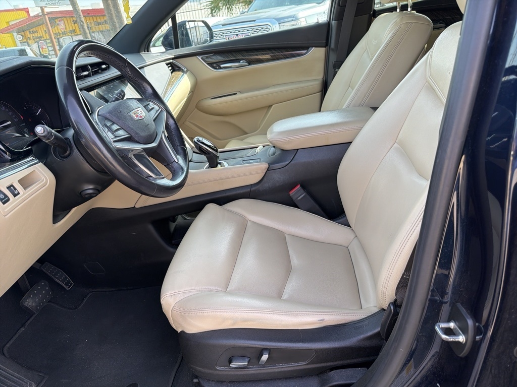 Cadillac XT5 Base 2017