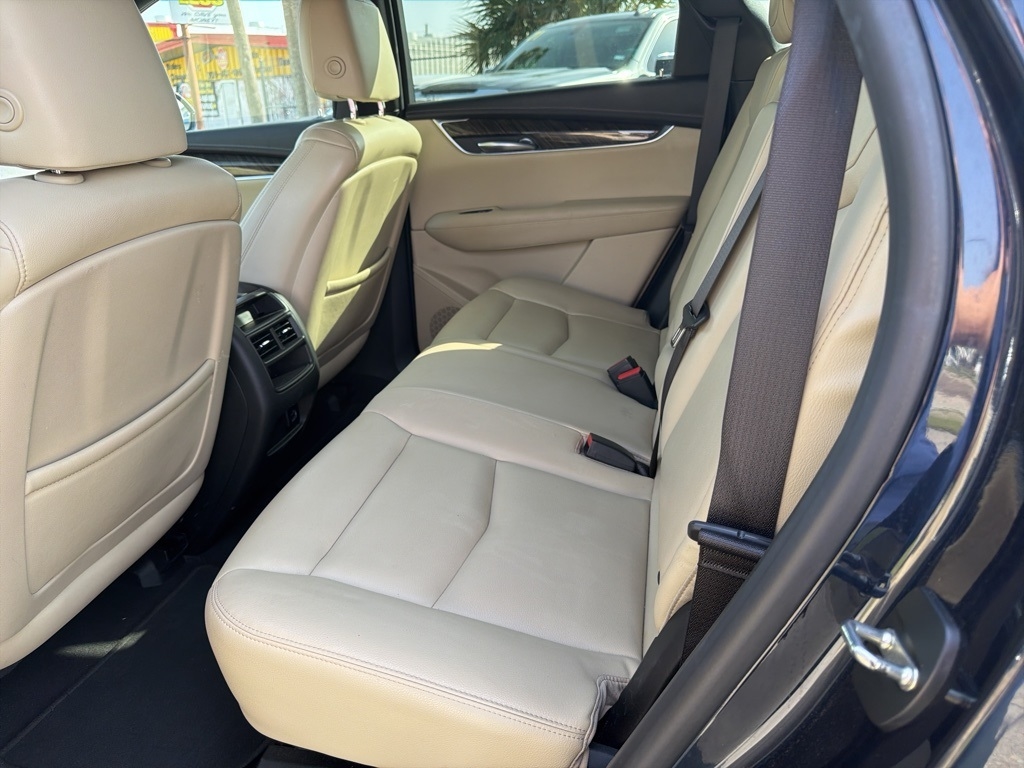 Cadillac XT5 Base 2017