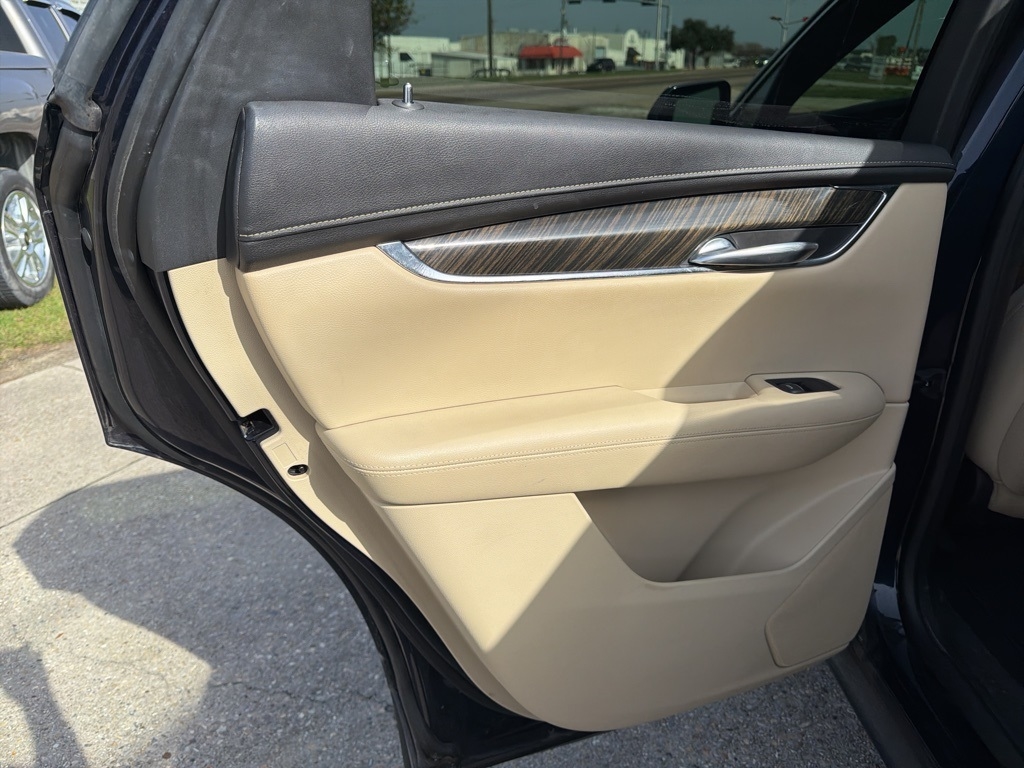 Cadillac XT5 Base 2017