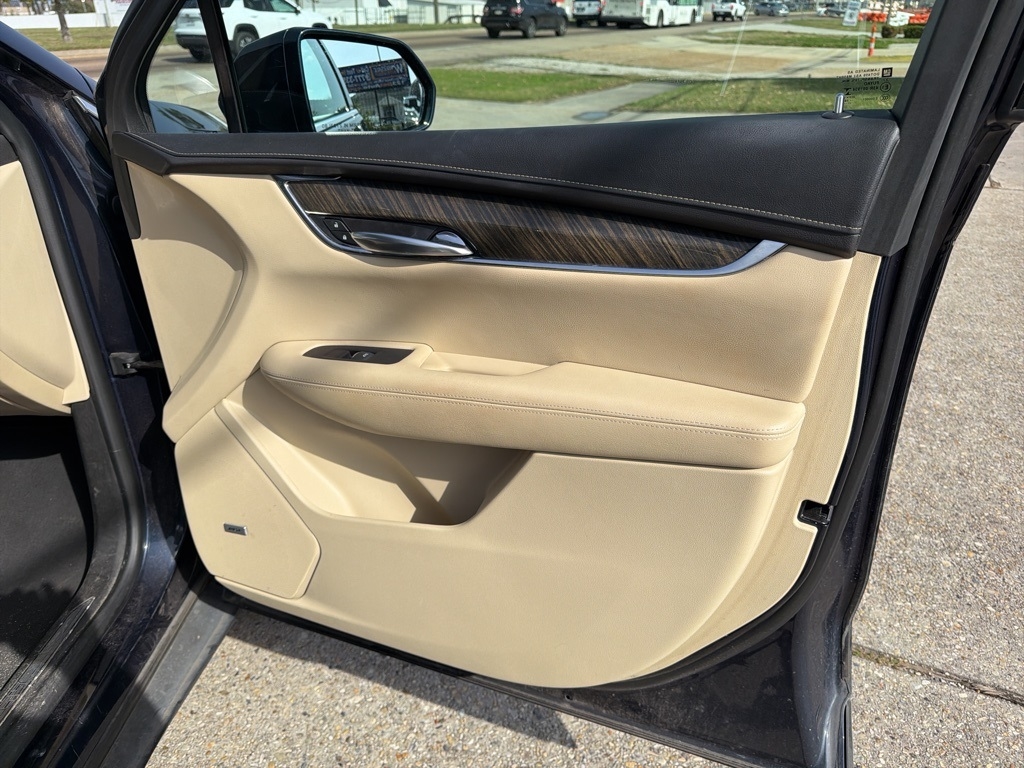 Cadillac XT5 Base 2017