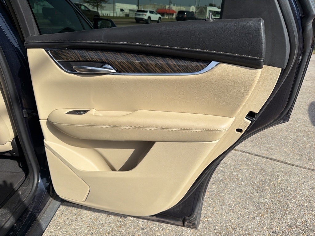 Cadillac XT5 Base 2017