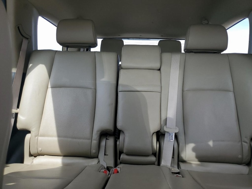 Toyota 4Runner Limited 2WD V6 2012