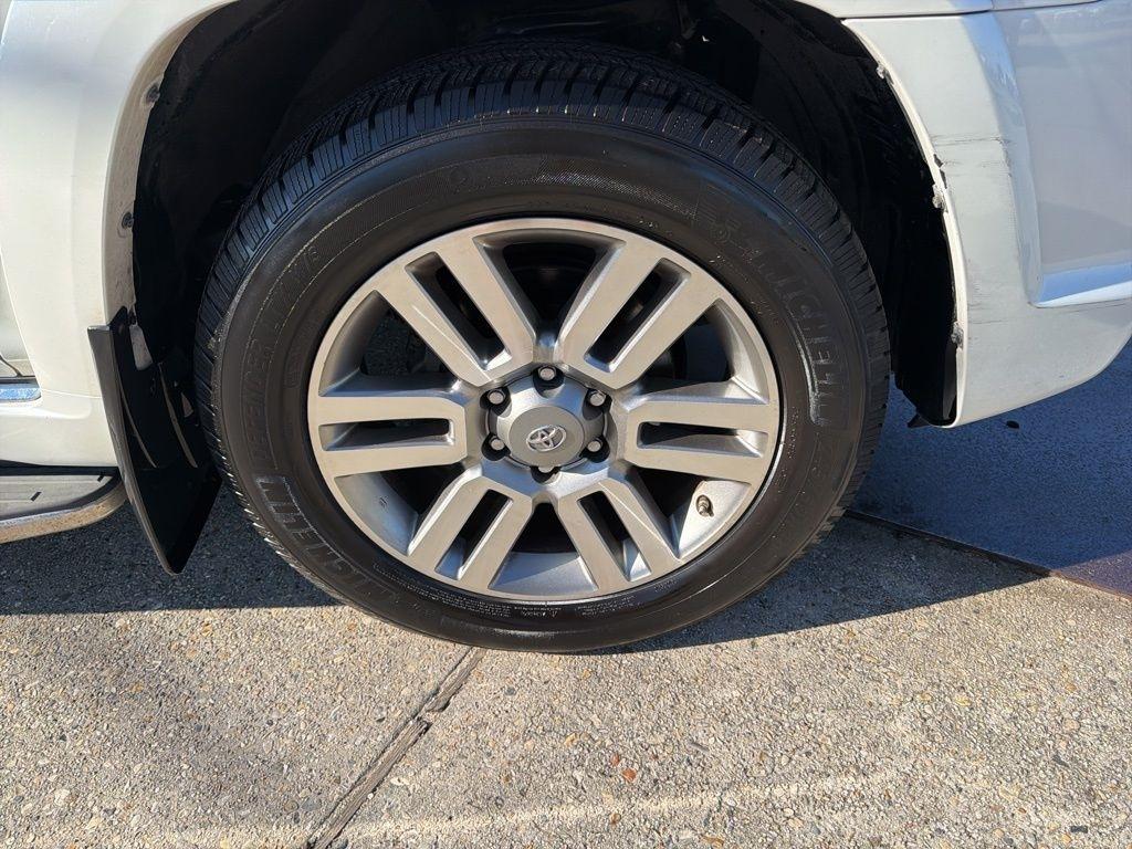 Toyota 4Runner Limited 2WD V6 2012