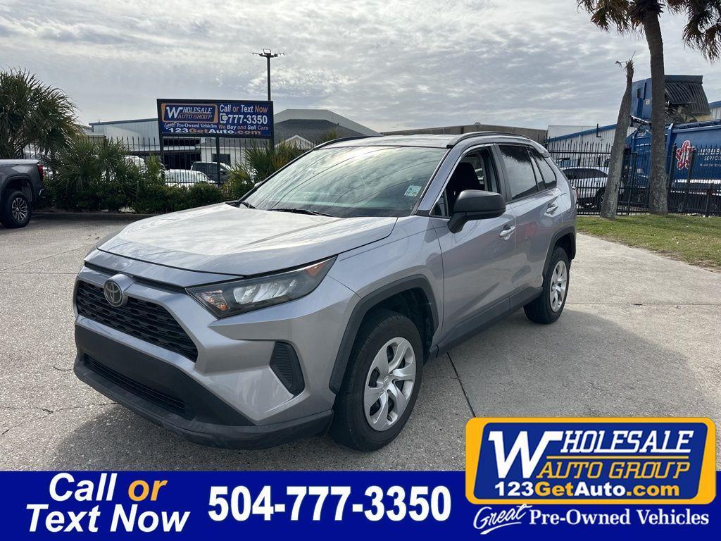 Toyota RAV4 LE 2019