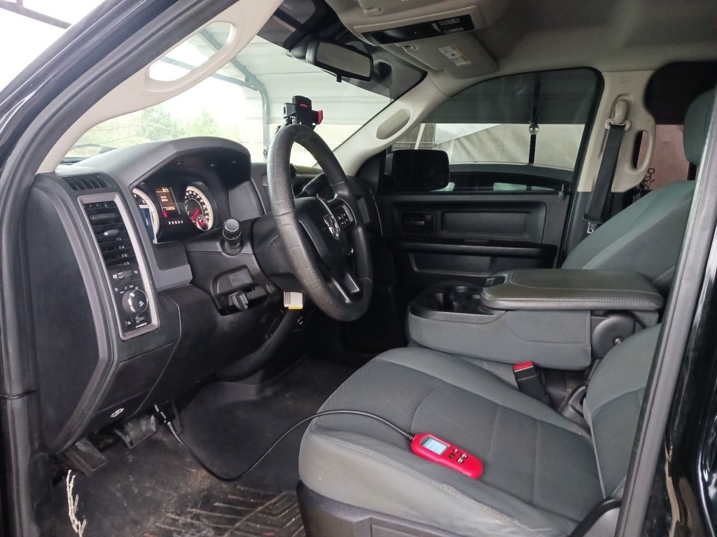 RAM 1500 Tradesman Quad Cab 2WD 2014