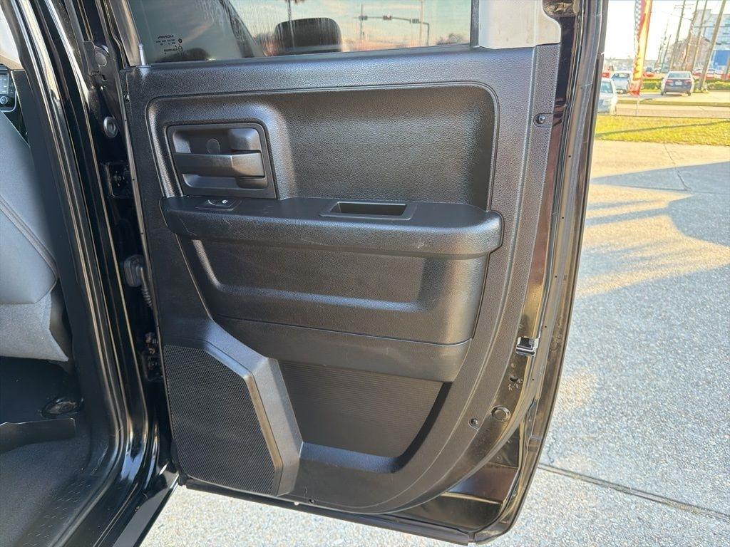 RAM 1500 Tradesman Quad Cab 2WD 2014