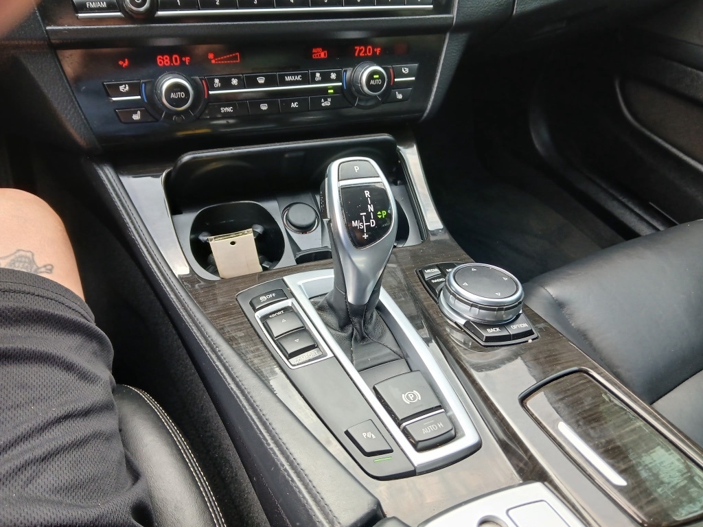 BMW 5-Series 535i 2016