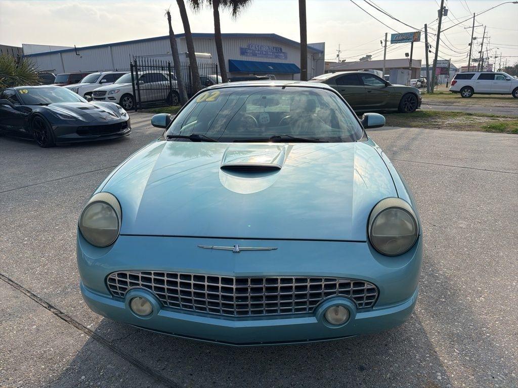 Ford Thunderbird Deluxe 2002
