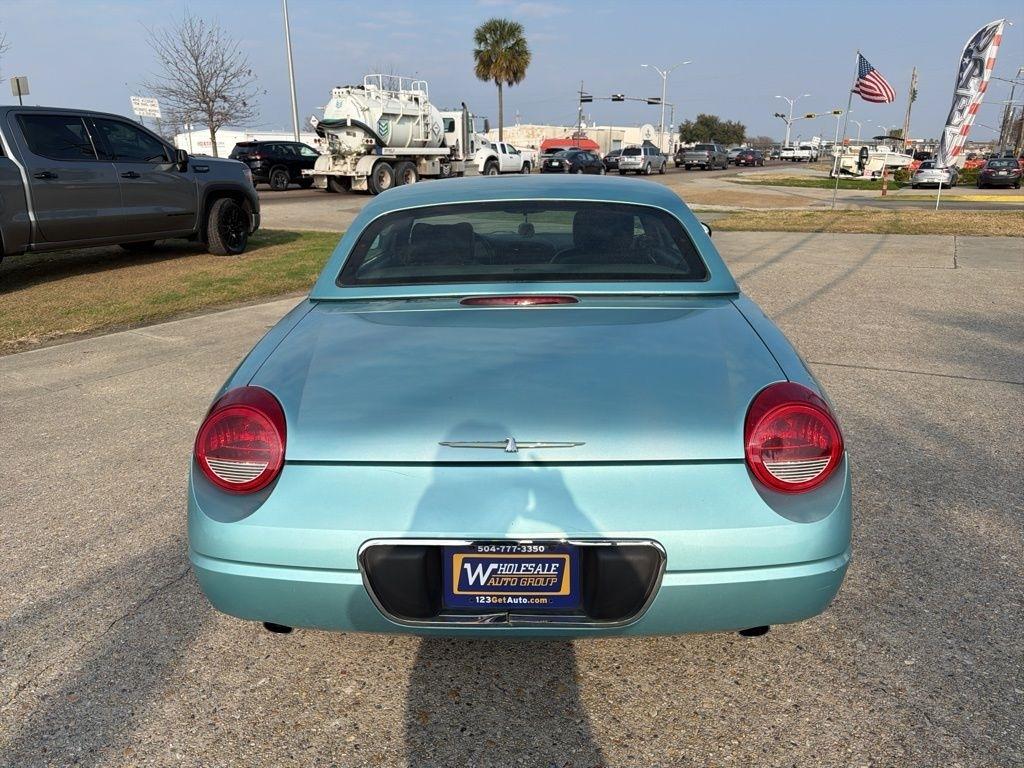 Ford Thunderbird Deluxe 2002