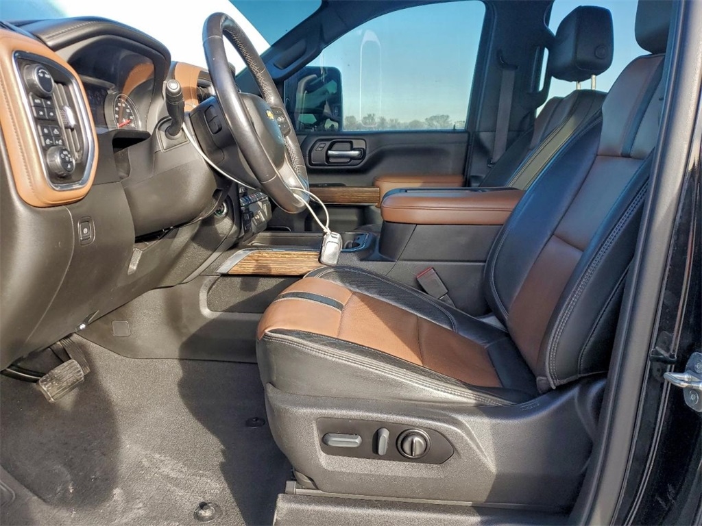 Chevrolet Silverado 3500HD High Country Crew Cab 4WD 2022
