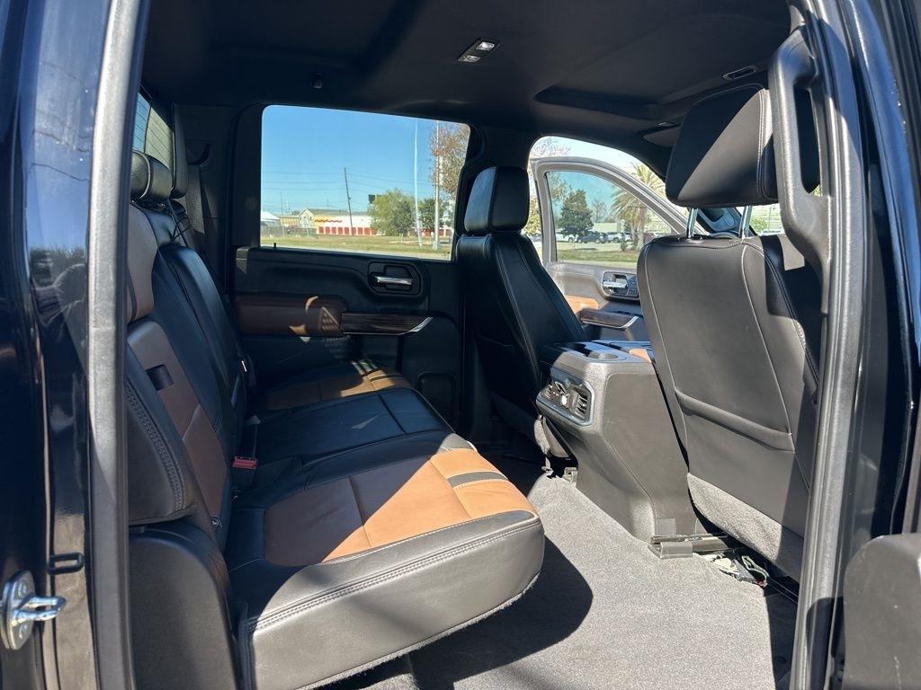 Chevrolet Silverado 3500HD High Country Crew Cab 4WD 2022