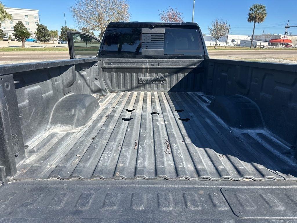 Chevrolet Silverado 3500HD High Country Crew Cab 4WD 2022