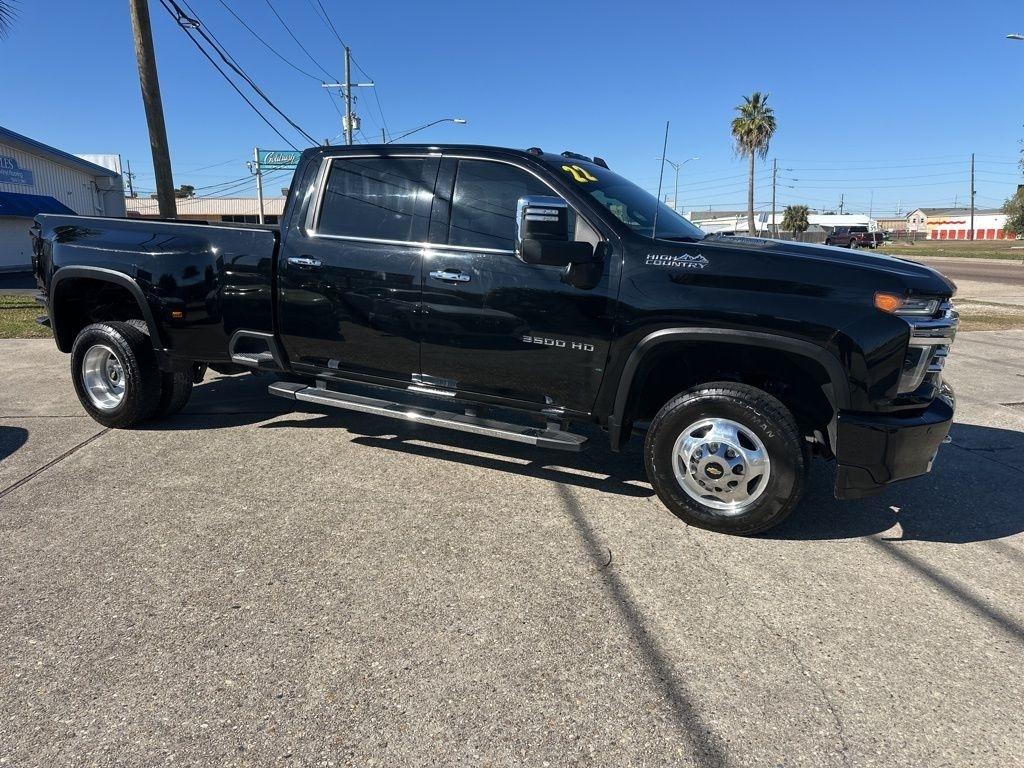 Chevrolet Silverado 3500HD High Country Crew Cab 4WD 2022