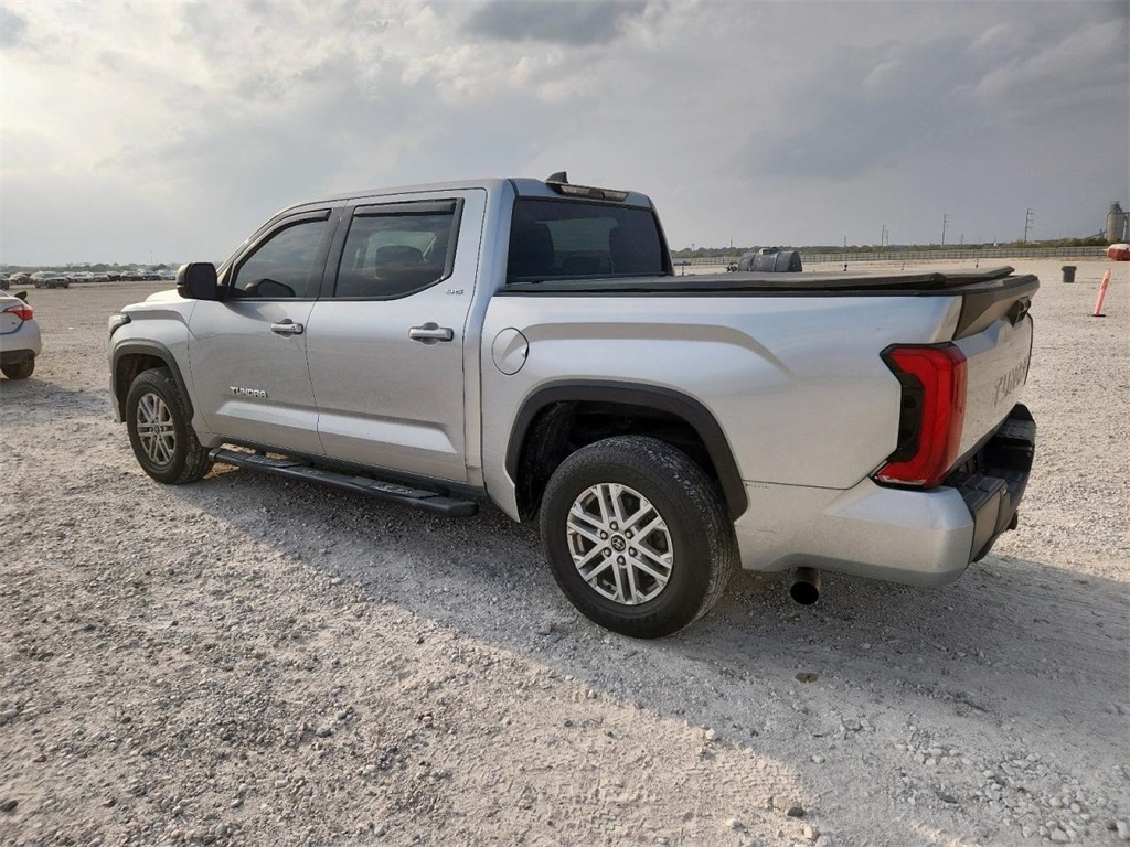 Toyota Tundra SR5 CrewMax 2WD 2022