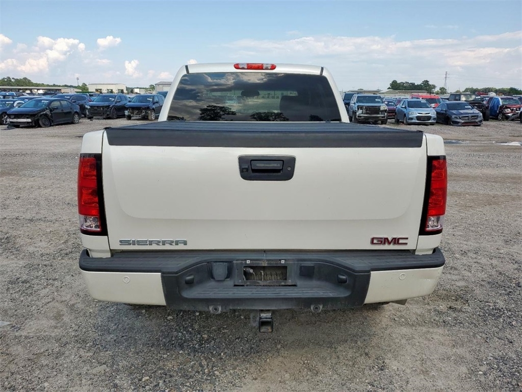 GMC Sierra 1500 Denali Crew Cab 2WD 2012