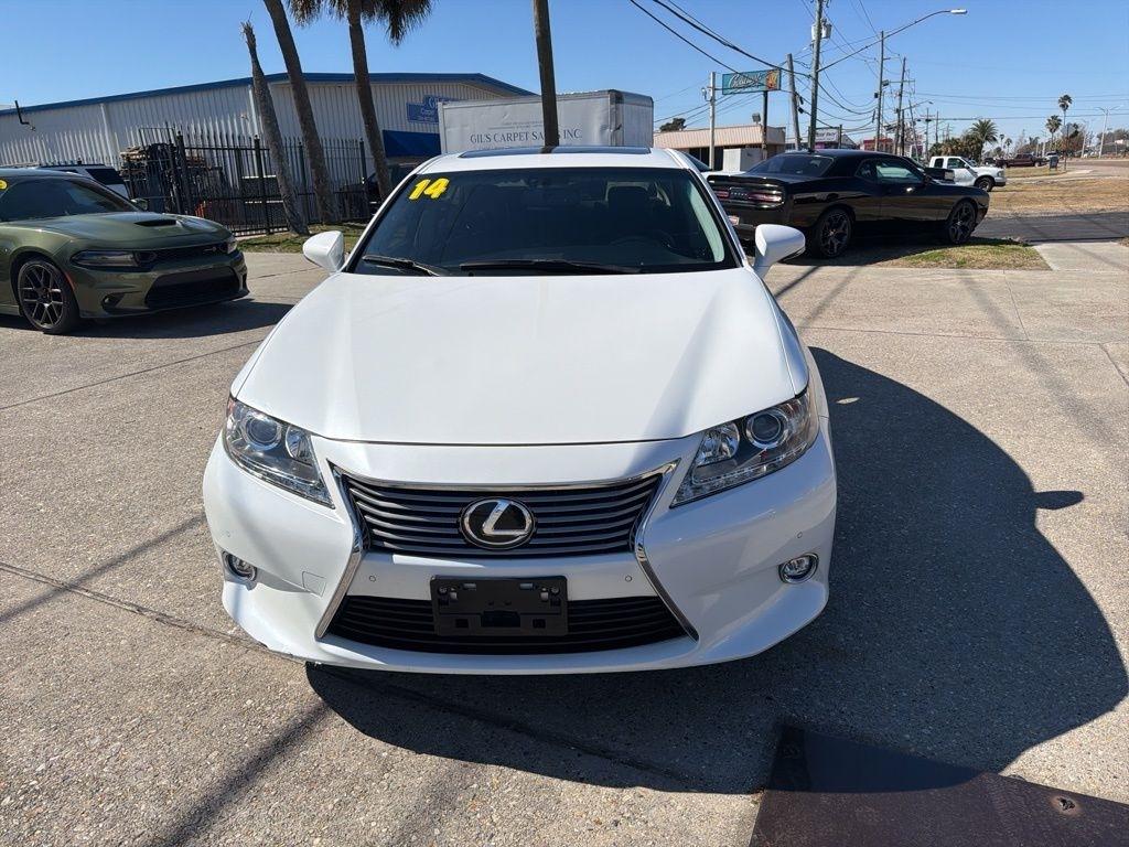 Lexus ES 350 Sedan 2014