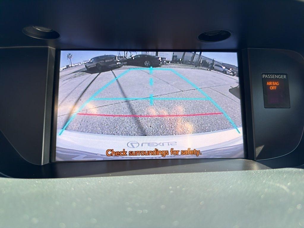 Lexus ES 350 Sedan 2014