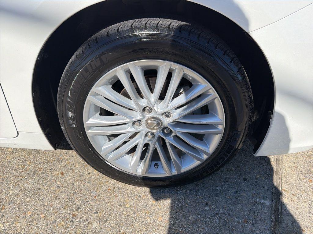 Lexus ES 350 Sedan 2014