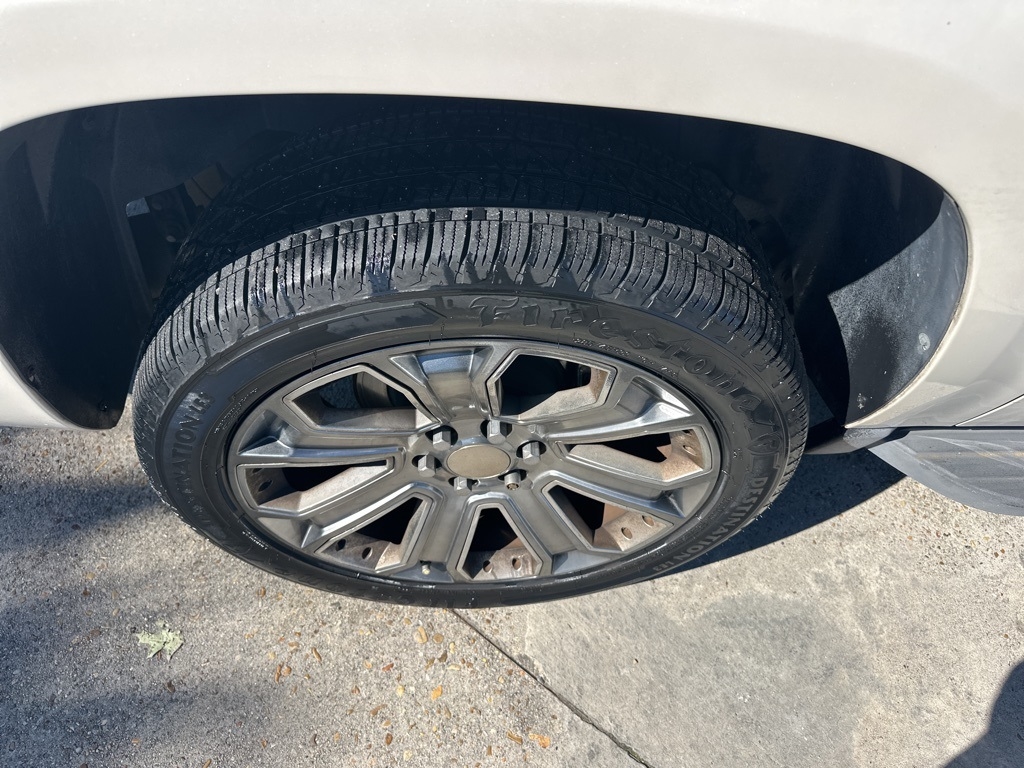 Chevrolet Avalanche LTZ 4WD 2012