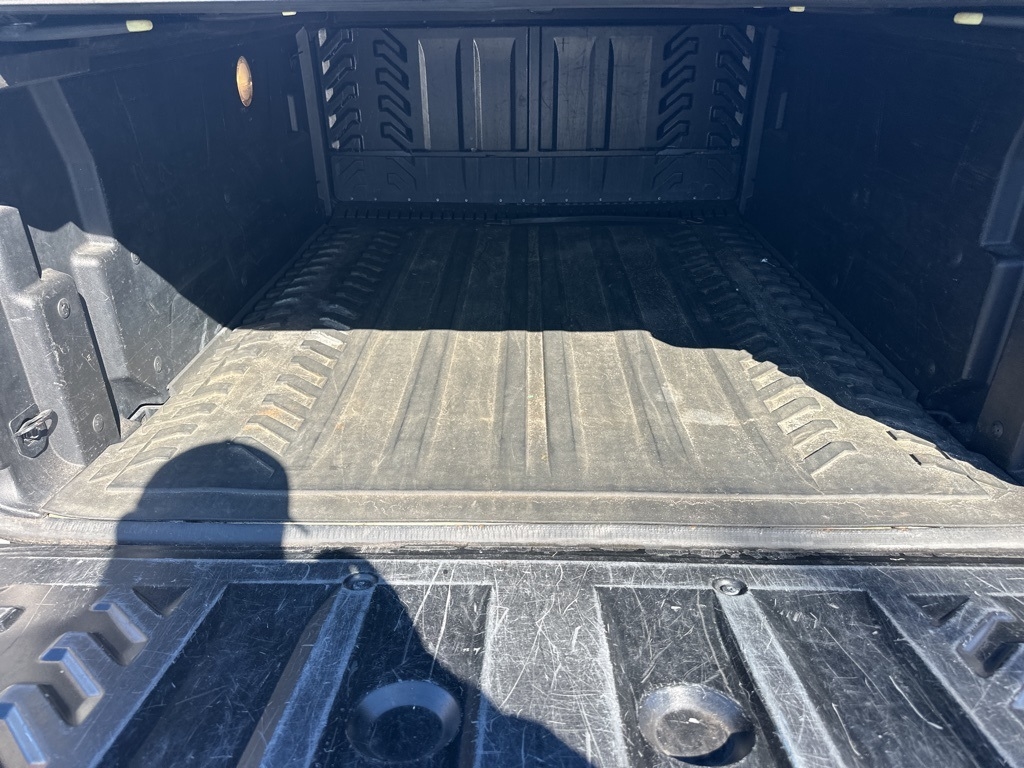 Chevrolet Avalanche LTZ 4WD 2012