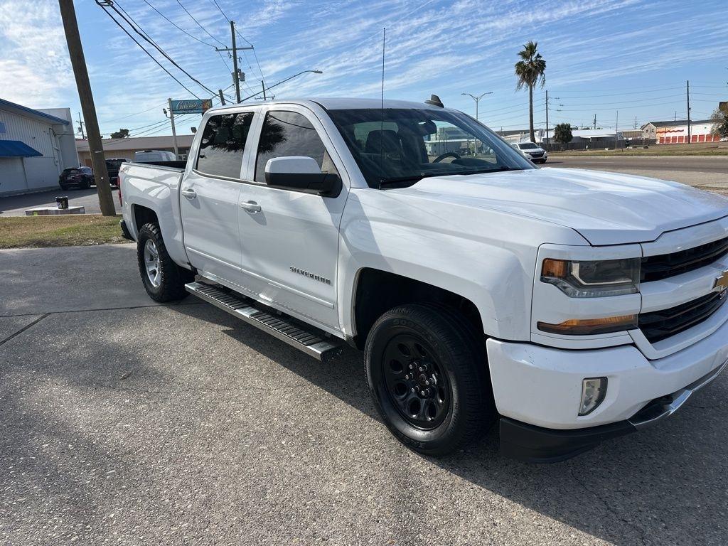 Chevrolet Silverado 1500 LT Crew Cab 4WD 2017