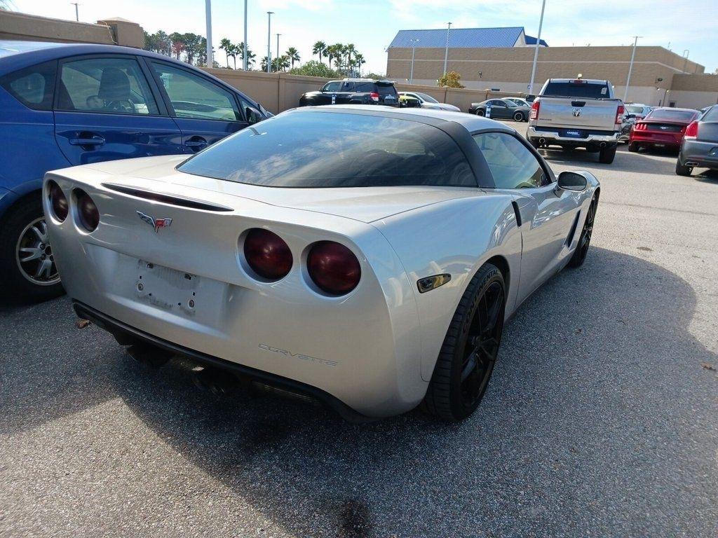 Chevrolet Corvette Coupe 2005