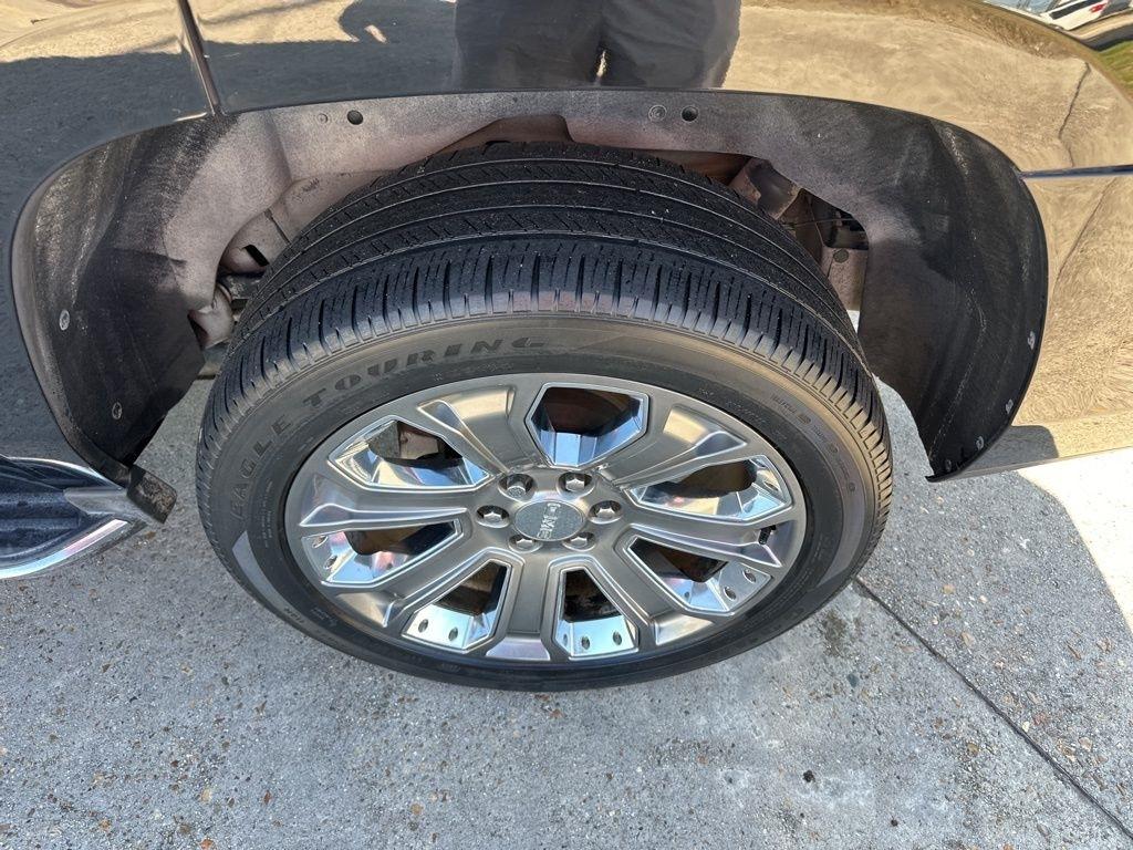 GMC Yukon Denali 4WD 2016