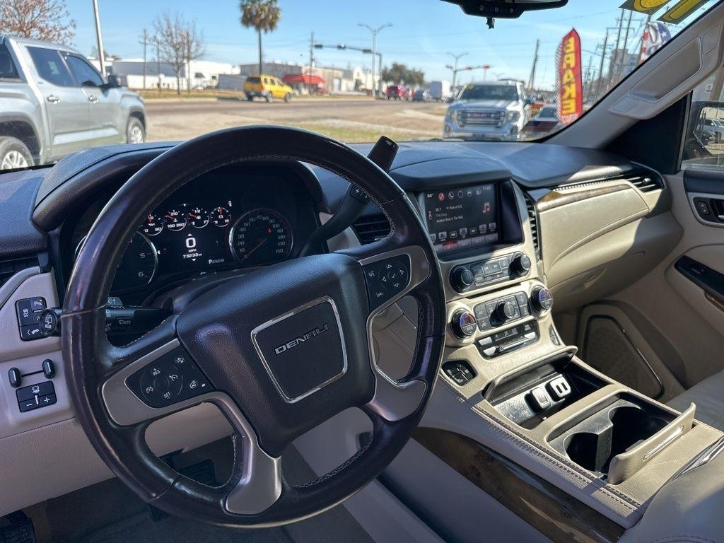GMC Yukon Denali 4WD 2016