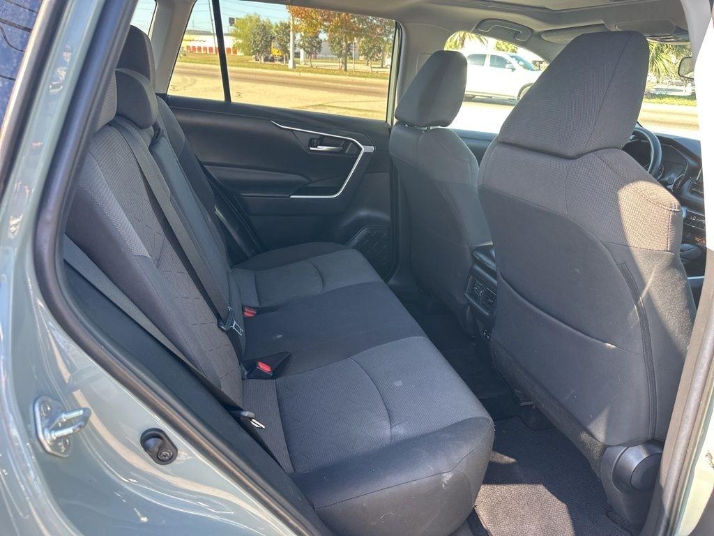 Toyota RAV4 XLE 2019