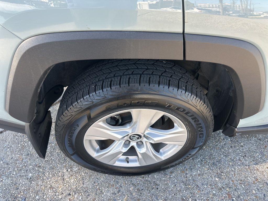 Toyota RAV4 XLE 2019