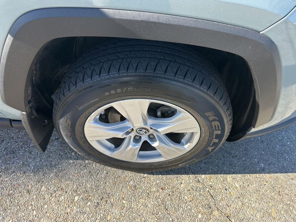 Toyota RAV4 XLE 2019