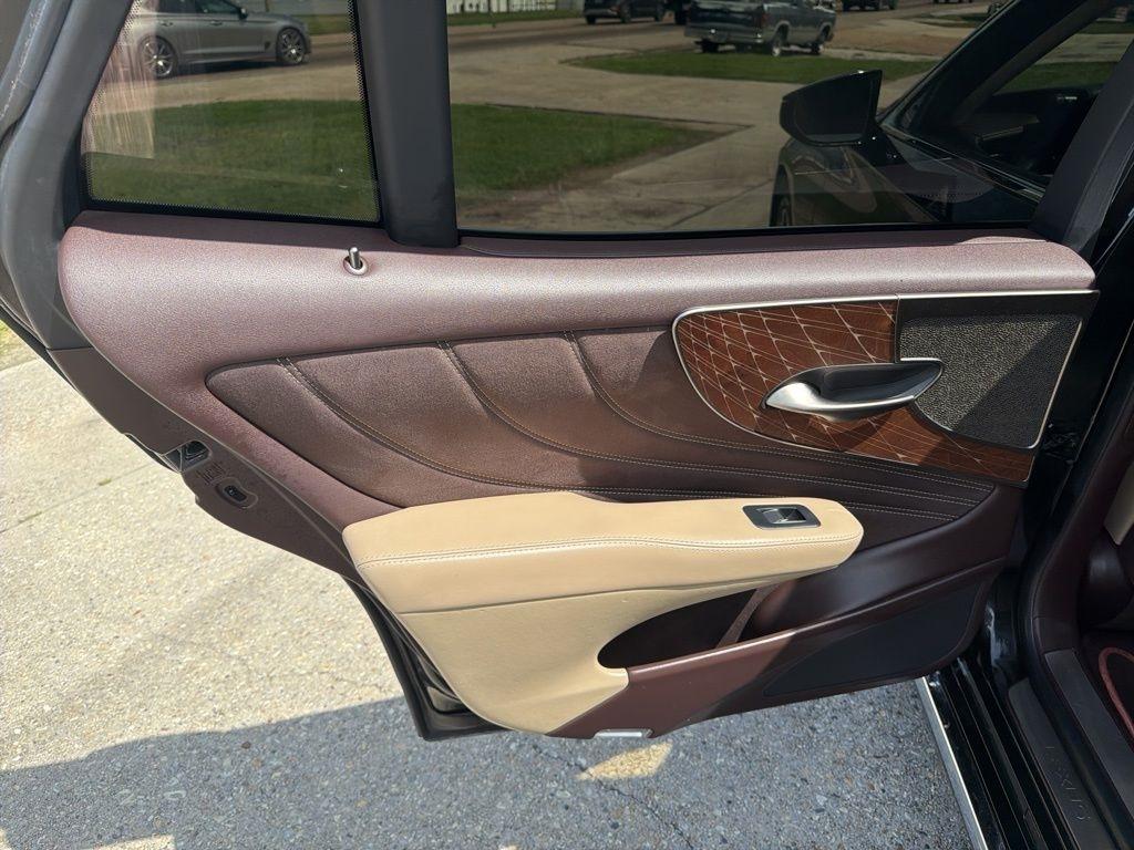 2020 Lexus LS Base - Photo 14
