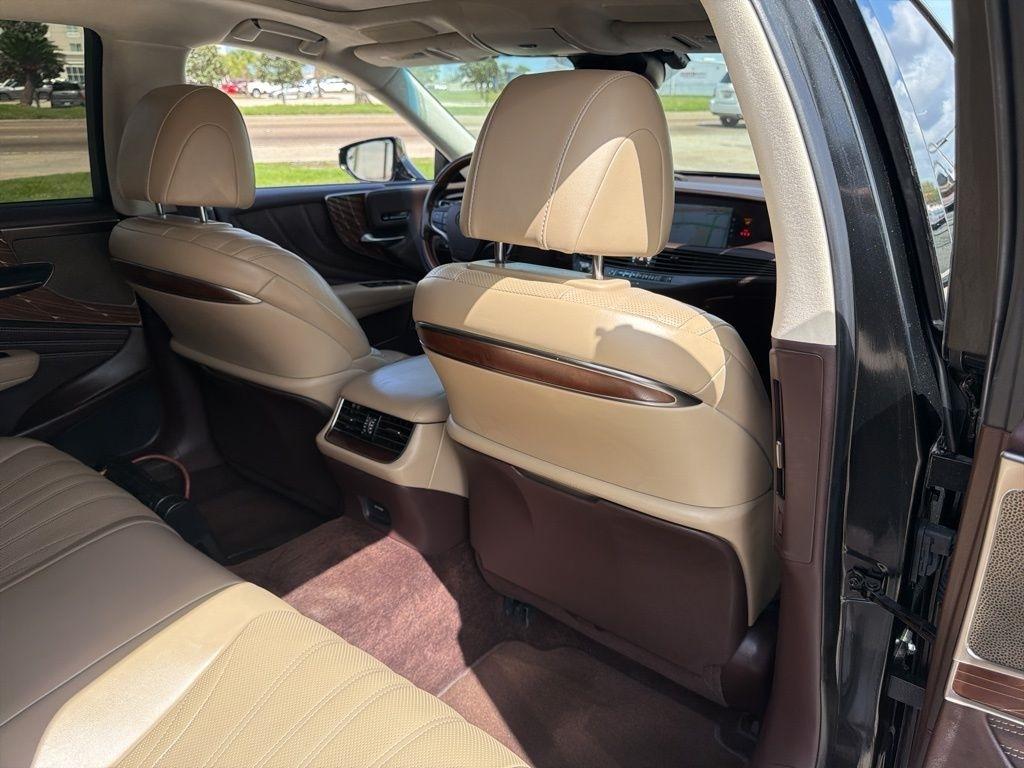 2020 Lexus LS Base - Photo 19