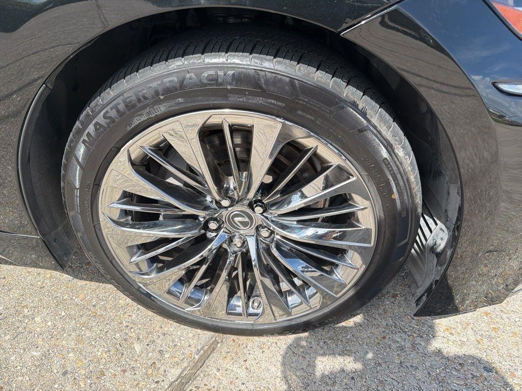 2020 Lexus LS Base - Photo 23