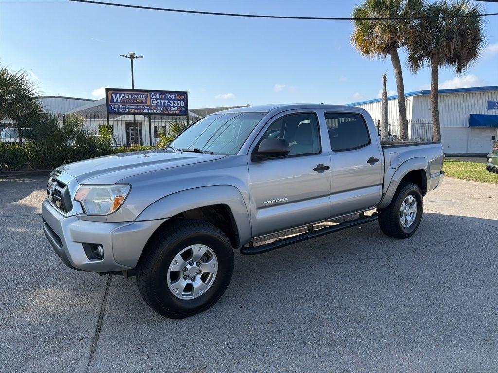 Toyota Tacoma PreRunner Double Cab V6 5AT 2WD 2015