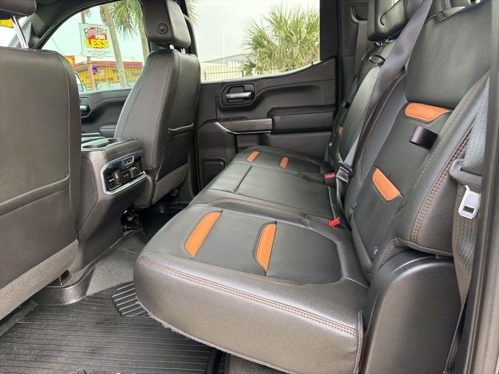 GMC Sierra 1500 AT4 Crew Cab Long Box 4WD 2021