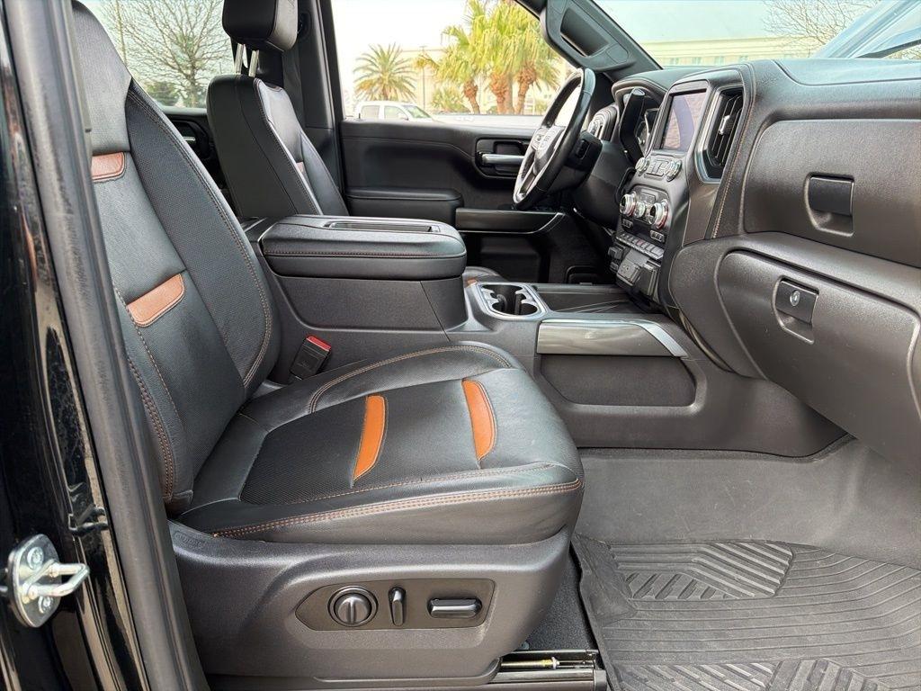 GMC Sierra 1500 AT4 Crew Cab Long Box 4WD 2021