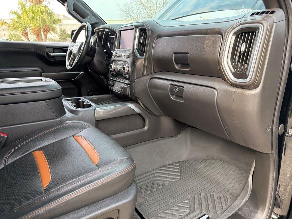 GMC Sierra 1500 AT4 Crew Cab Long Box 4WD 2021