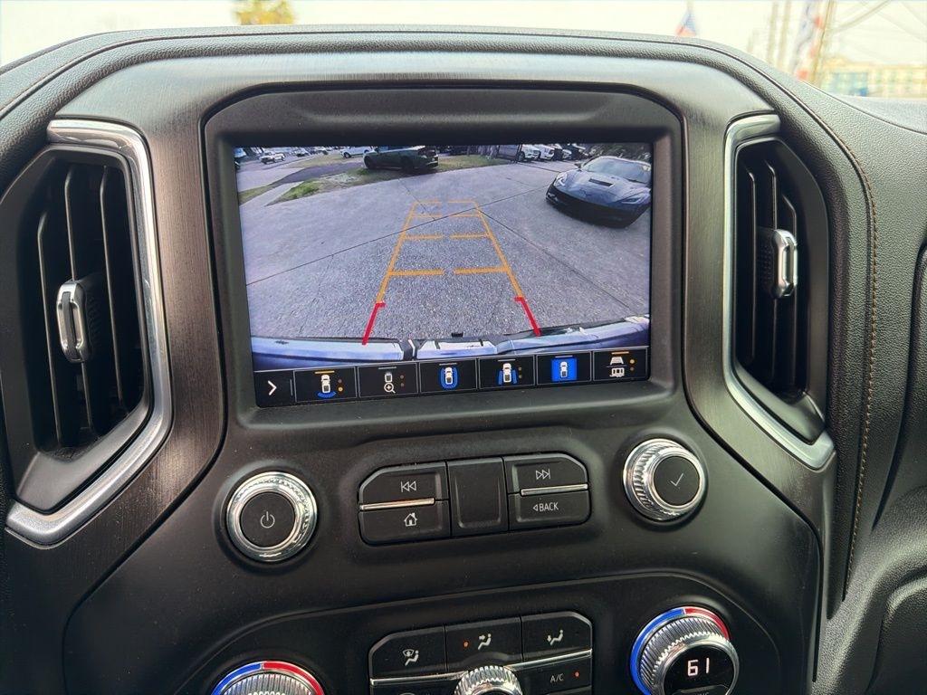 GMC Sierra 1500 AT4 Crew Cab 4WD 2021