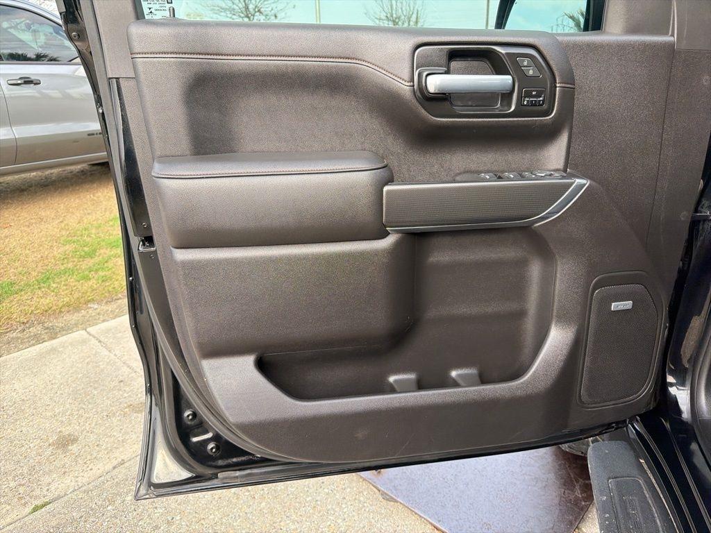 GMC Sierra 1500 AT4 Crew Cab 4WD 2021