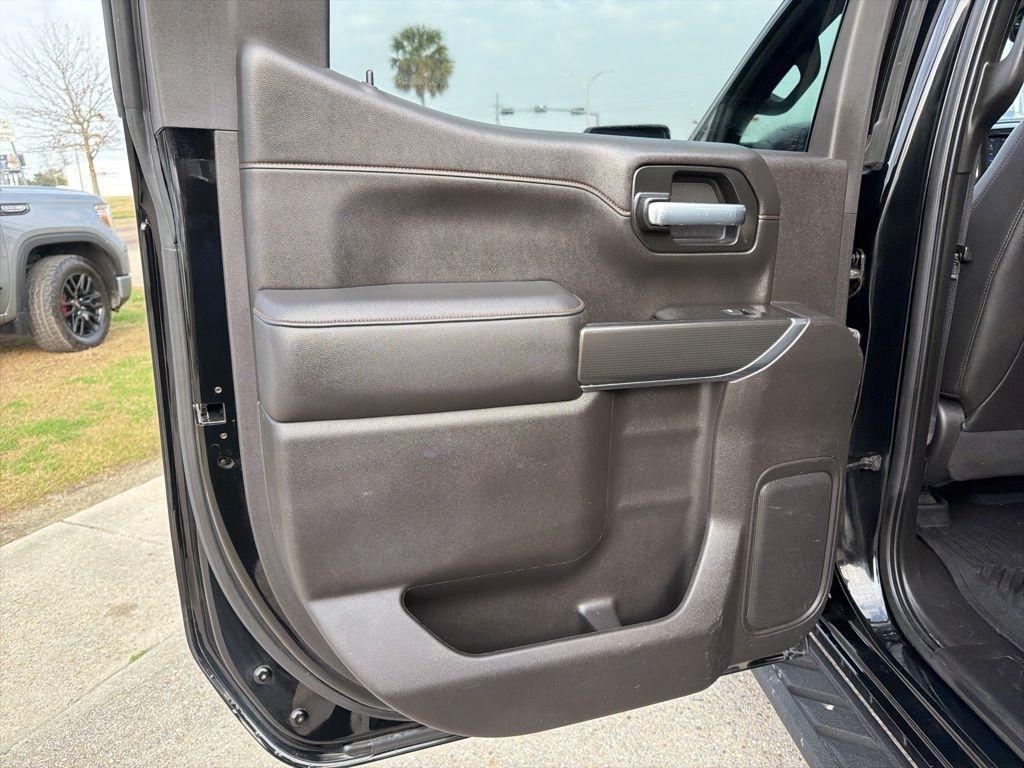 GMC Sierra 1500 AT4 Crew Cab 4WD 2021