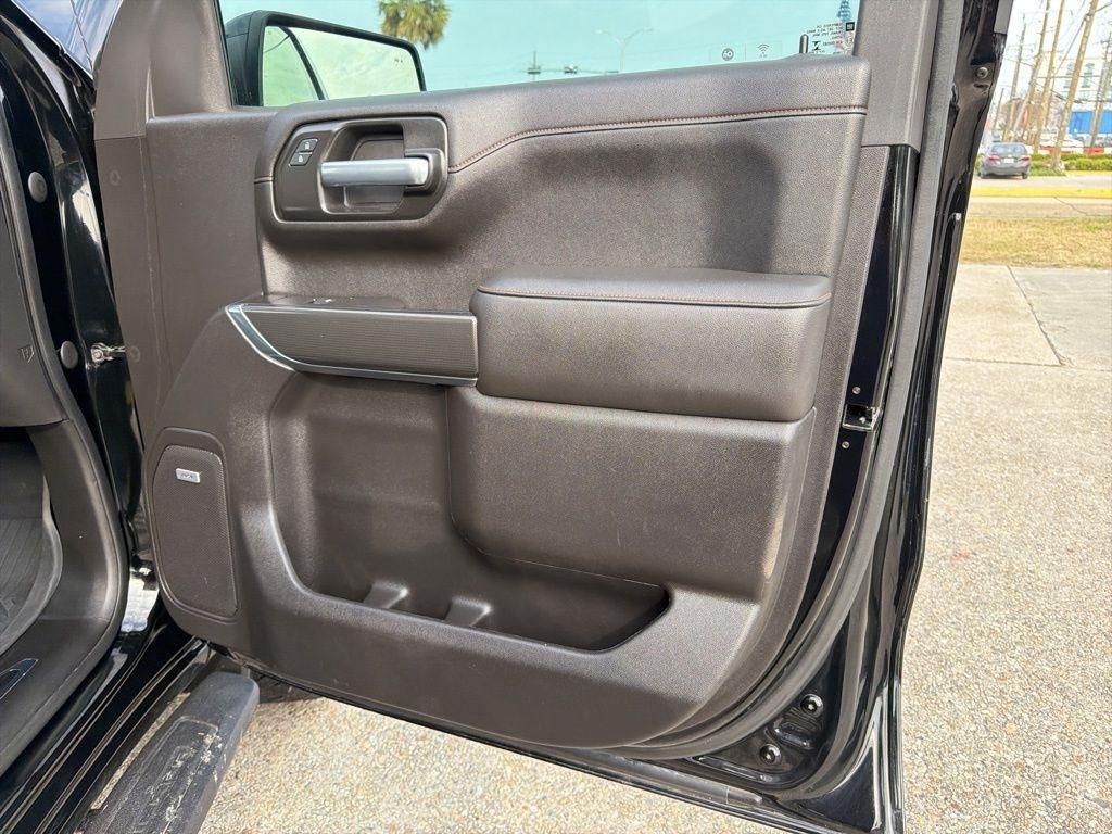 GMC Sierra 1500 AT4 Crew Cab 4WD 2021