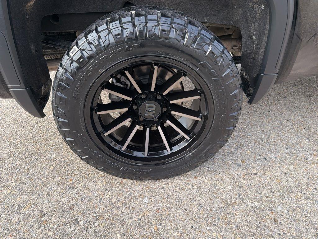 GMC Sierra 1500 AT4 Crew Cab 4WD 2021