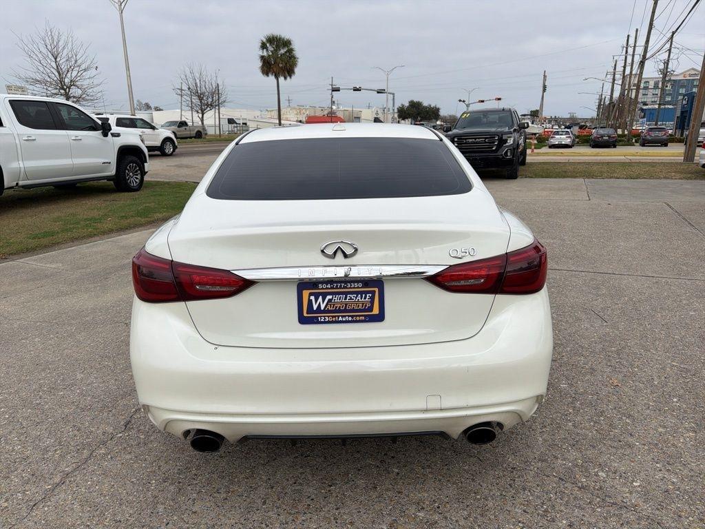 Infiniti Q50 3.0t LUXE 2018